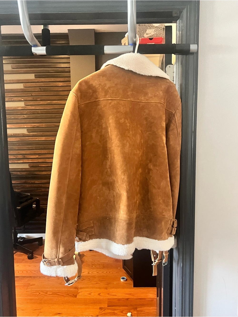 Men’s asos Shearling-Lined Suede Aviator Jacket - Tan - Picture 4 of 4